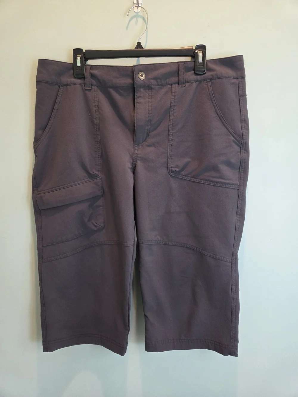 Columbia Saturday Trail II Women's 16 Cargo Capri Pants Dark Gray Omni-Shield - Picture 2 of 10